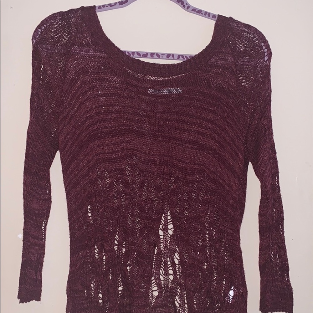 maroon sweater